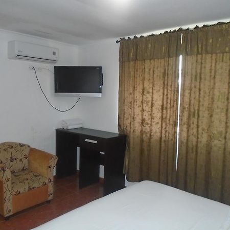 巴拿马城 Residencial Mexico酒店 外观 照片